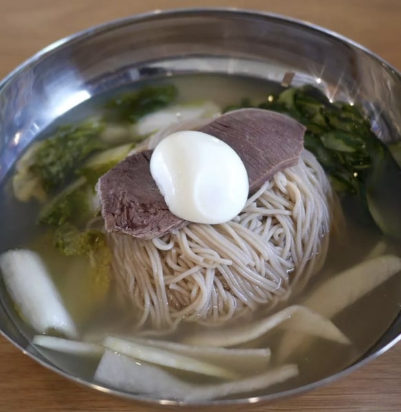 7 Best Restaurants to Enjoy Pyeongyang Naengmyeon in South Korea