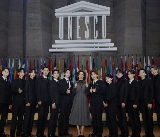 SEVENTEEN UNESCO