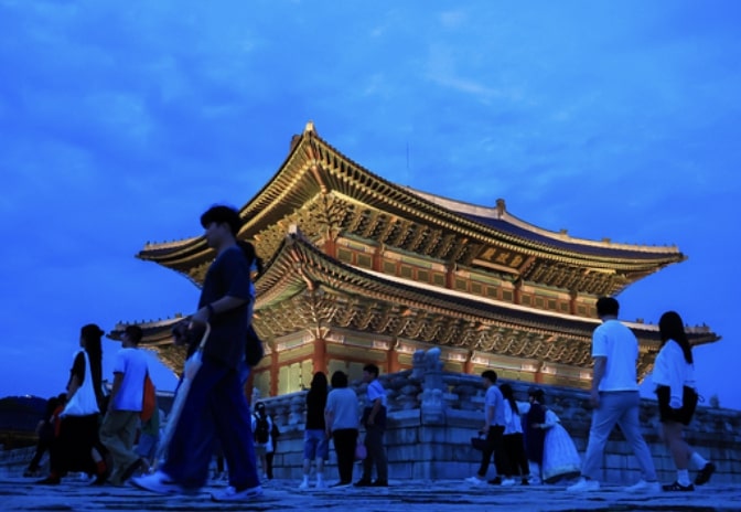 Traditional Goods Space